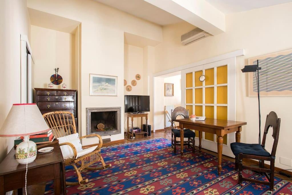 Apartment Campanella Attic Rom