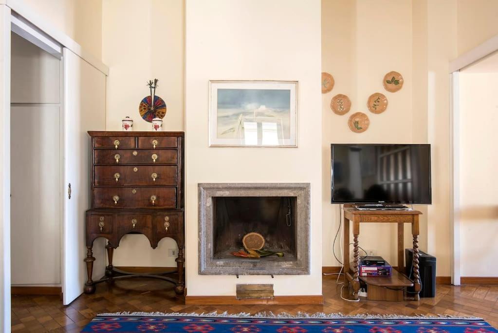 Campanella Attic *